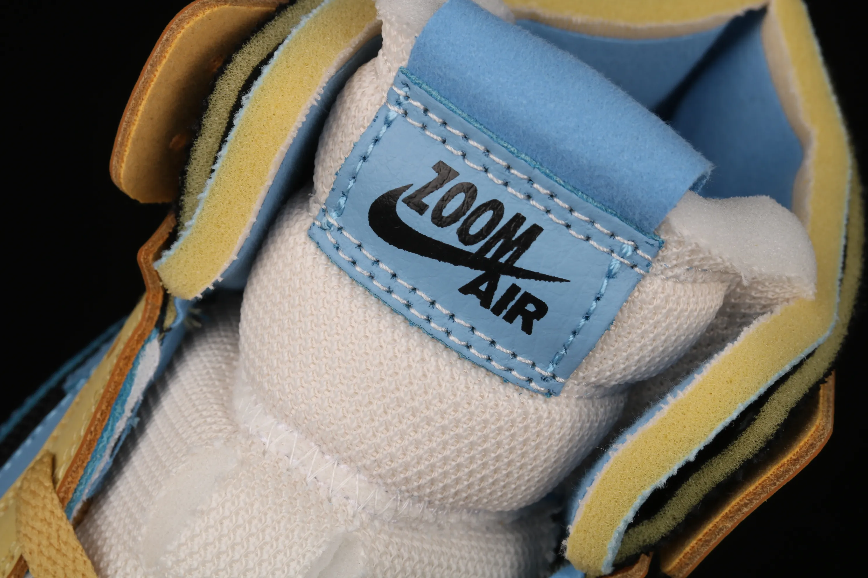 All categories Air Jordan Jordan series basketball shoes Air Jordan 1 High Z version Air Jordan 1 Zoom CMFT AJ1 Joe 1 black blue yellow CT0978-900